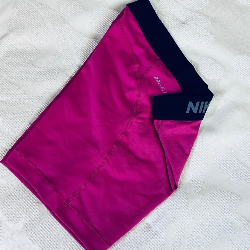 Nike Pro Womens Active Short